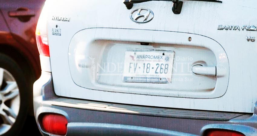 Recursos de la regularización de autos fronterizos van a los municipios: DOF