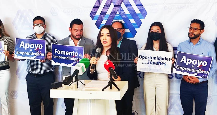 Reúnen firmas empresarios para que apoyo a emprendedores sea Ley en BCS
