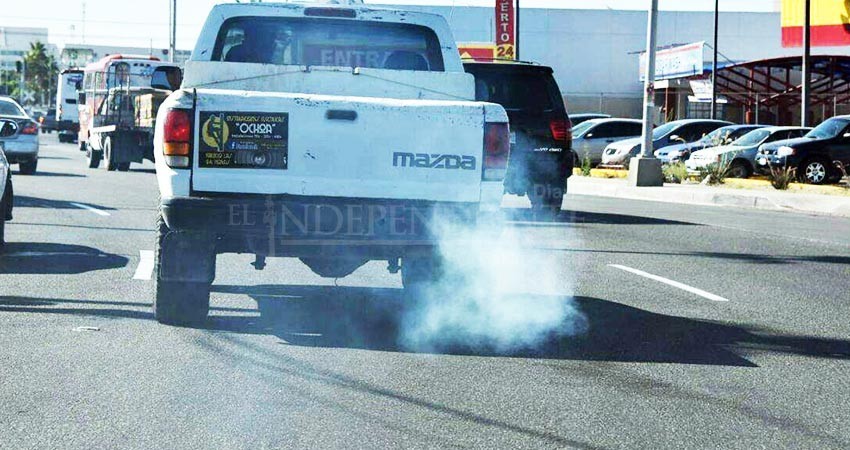 Exigen por la vía legal verificación de contaminantes para automotores en La Paz