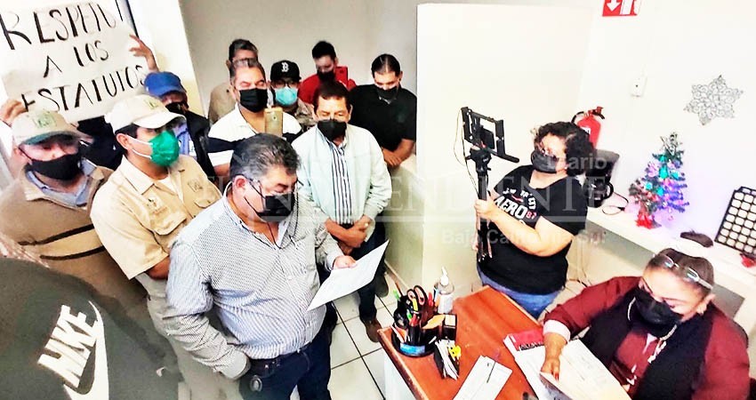 Trabajadores en OOMSAPAS desconocen llamamientos de nuevo líder seccional