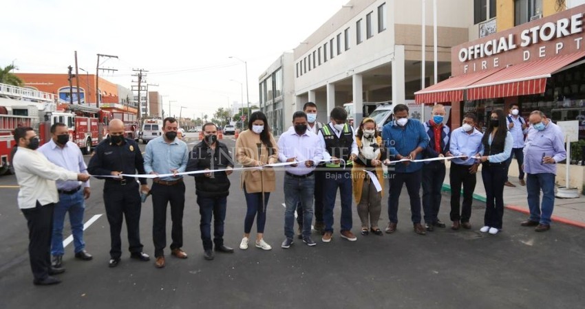 “Nos comprometimos a entregar las obras en 15 días y lo estamos cumpliendo": alcalde Oscar Leggs Castro