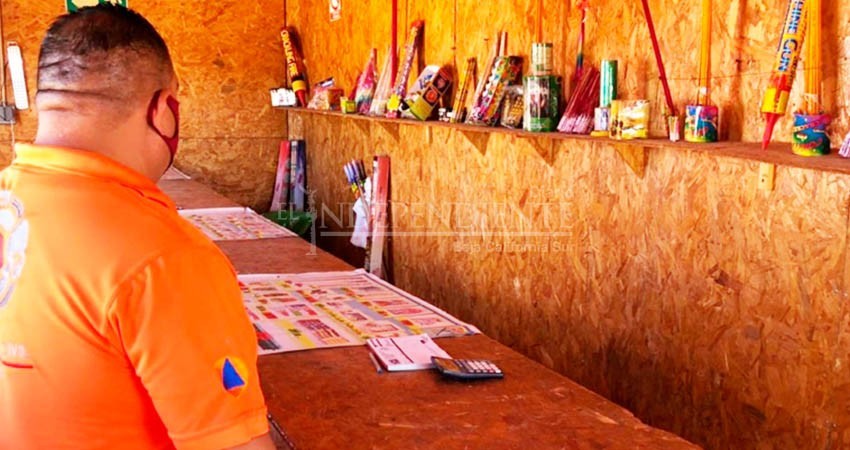 Solo se permitirá la venta de pirotecnia de juguetería, prohibida la venta de explosivos