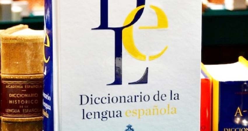 'Valer madres' ya es reconocida por la RAE; éstas son las palabras que añadió
