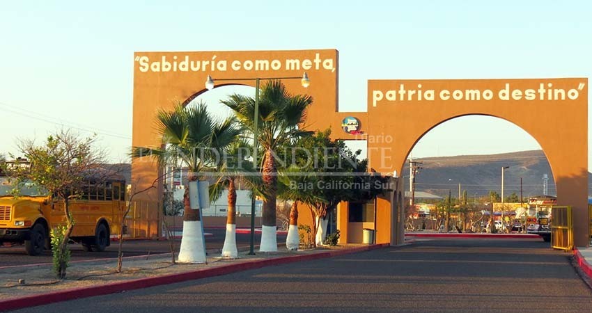 50 por ciento de clases en la UABCS podrían ser presenciales a partir de febrero: Dante Salgado