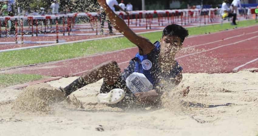 Entrena Pedro Valenzuela para defender su título de campeón nacional este 2022