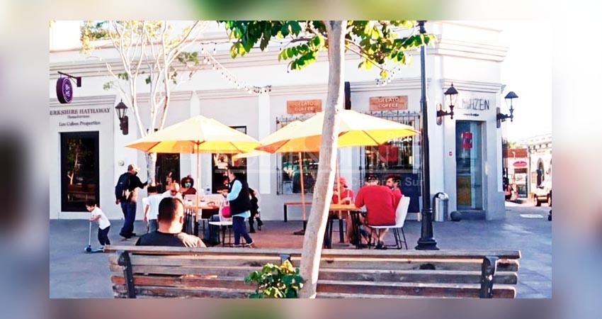 Gran afluencia de personas y turistas en SJC, a pesar de la ola de contagios