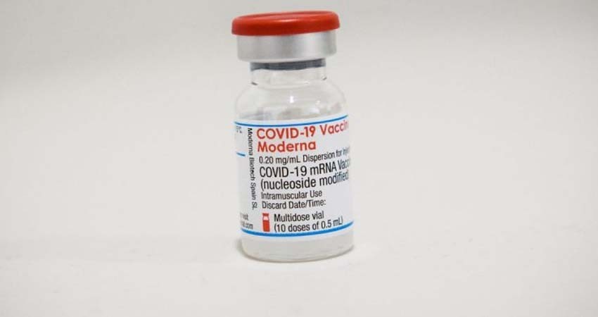 Moderna planea vacuna conjunta de gripe y covid para 2023