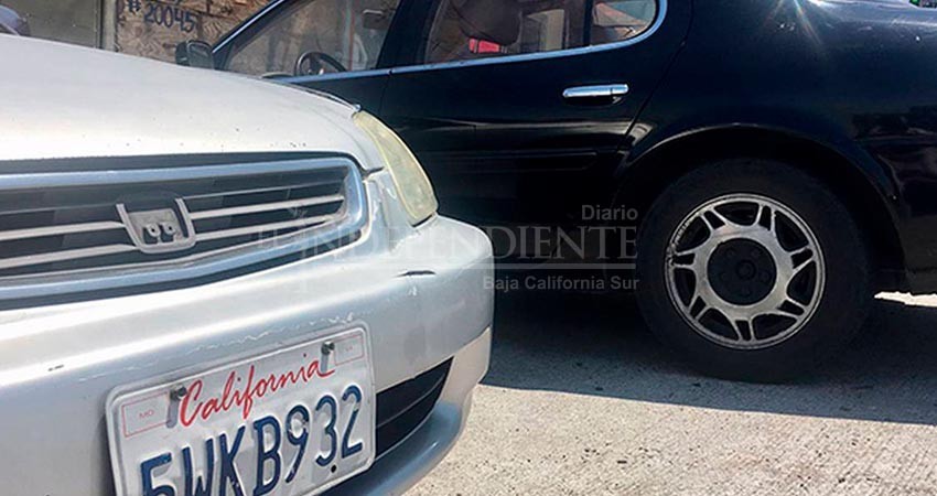 Operará en La Paz el módulo para regularizar autos chocolate