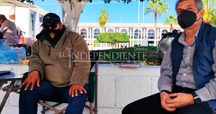 Ciudadano concluye huelga de hambre, manifestación para destitución de Daniel Gallo continúa por la vía legislativa