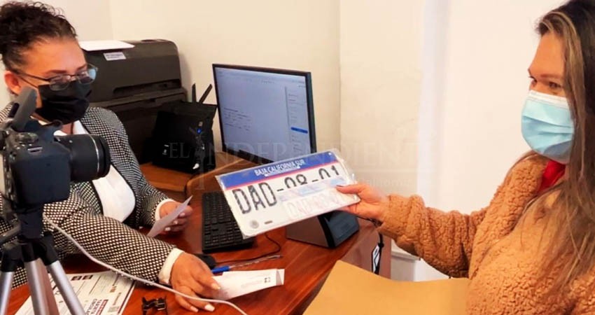 Queda legalizado el primer vehículo “chocolate”  en BCS