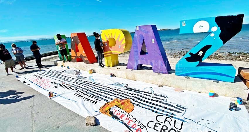 Invitan a “sobornar” a Semarnat para que cancele muelles de cruceros en La Paz y Cozumel