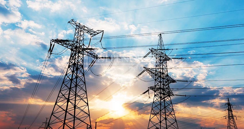 Defienden alcaldesa de La Paz y Alfredo Porras Reforma Energética de AMLO