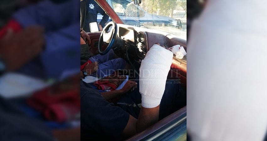 Masculino joven se pegó un balazo en la mano