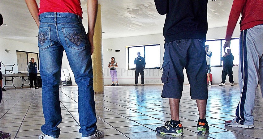 Su hijo se fugó de un Centro de Rehabilitación; directivos le negaron ayuda para encontrarlo