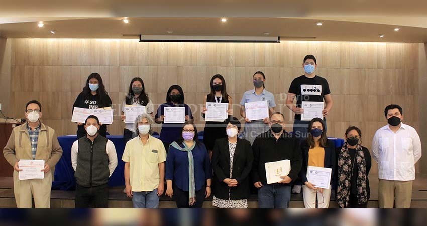 Reconoce UABCS a estudiantes de bachillerato por su participación en olimpiadas del conocimiento 2021