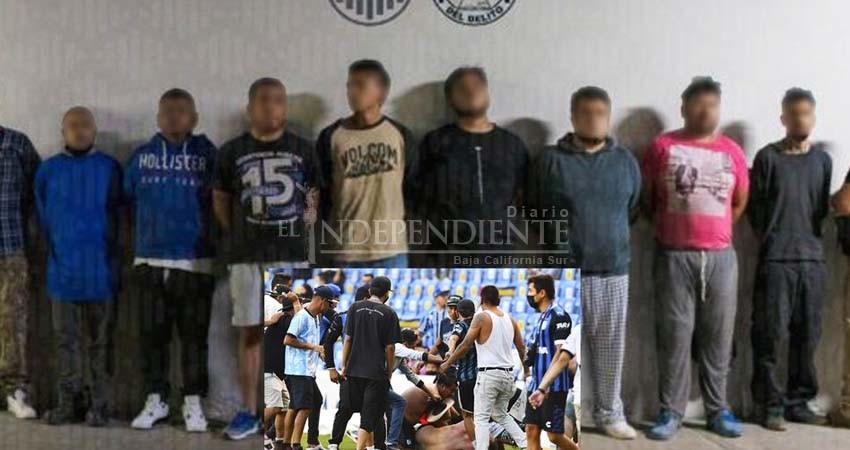 Fiscalía de Querétaro detiene a las primeras diez personas por trifulca en la Corregidora