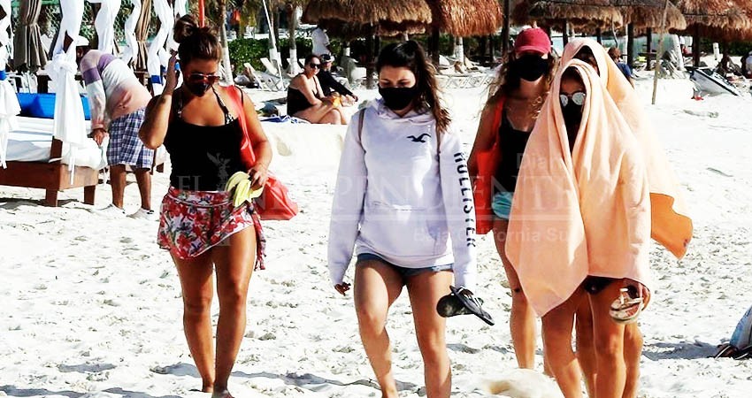 “Nada por la fuerza”: Víctor Castro sobre cubrebocas en exteriores