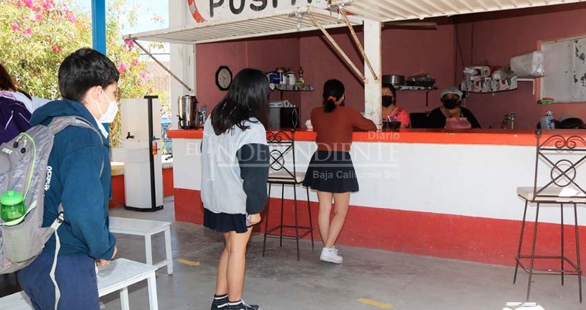 Tiendas escolares volverán a dar servicio a estudiantes de secundaria en BCS