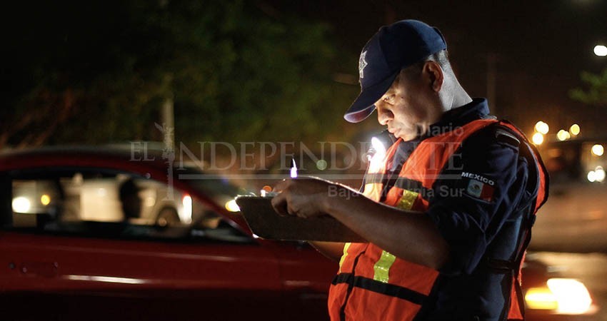 A una semana de su publicación, modifican el nuevo reglamento para eliminar tabulador de multas