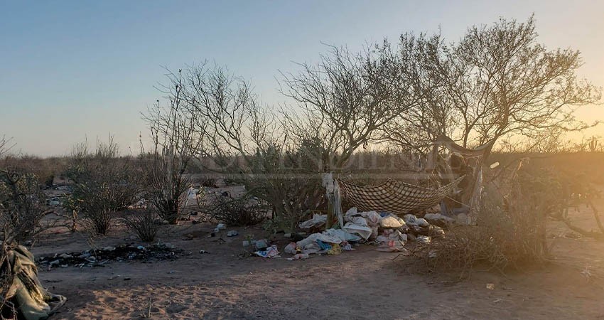 Encuentran hombre sin vida entre monte cercano a Villa Morelos