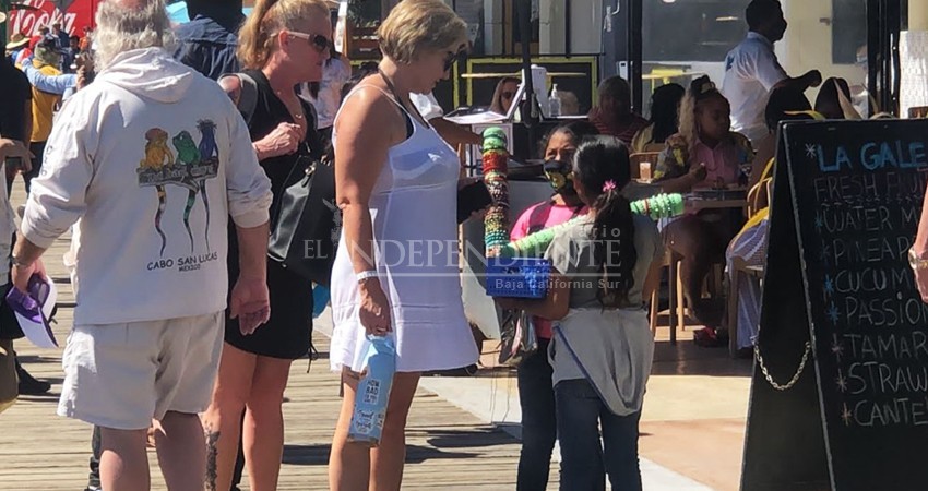 Casi 100 menores de edad se han detectado trabajando en playas