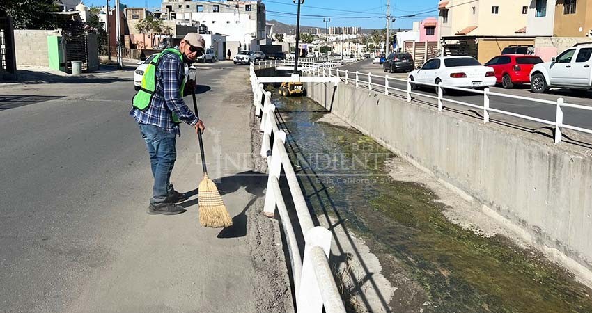 Gobierno de Los Cabos atiende y da respuesta a la petición de vecinos de la colonia Miramar