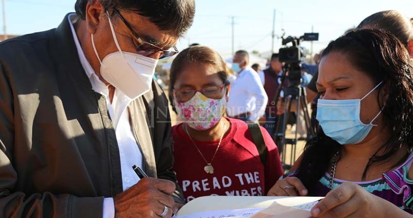 “El bienestar de las familias de Los Cabos y la recomposición del tejido social, es una tarea que nos convoca”: alcalde Oscar Leggs Castro