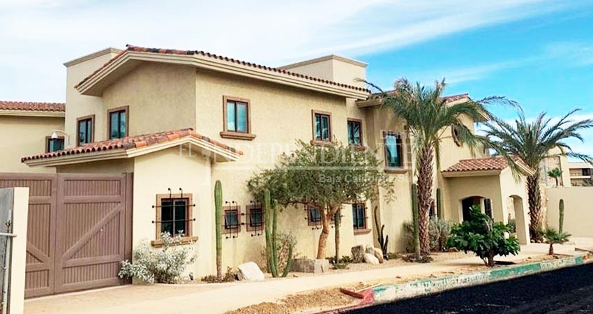 "No dieron los tiempos", dice gobernador de BCS casa de gobierno de lujo en Los Cabos