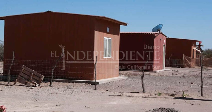 Casas de madera hechas en la gestión de Mendoza Davis serán sustituidas por una de material: INVI