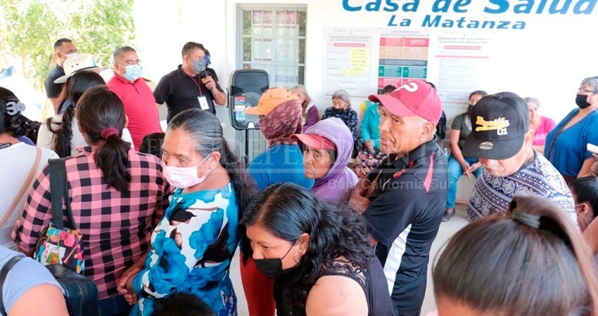 Reciben apoyos más de 100 personas en la jornada del DIF en La Matanza