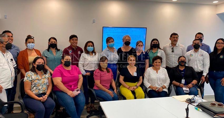 Fortalecen programa de atención a pacientes con Cáncer con servicios que otorgan direcciones e institutos en Los Cabos