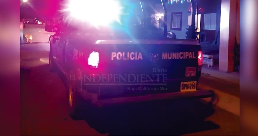 A cachazos, desconocidos asalta a motociclista en el Parque Industrial