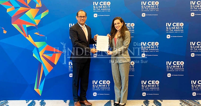 BCS acuerda alianza con Airbnb para ser principal destino de América Latina para nómadas digitales