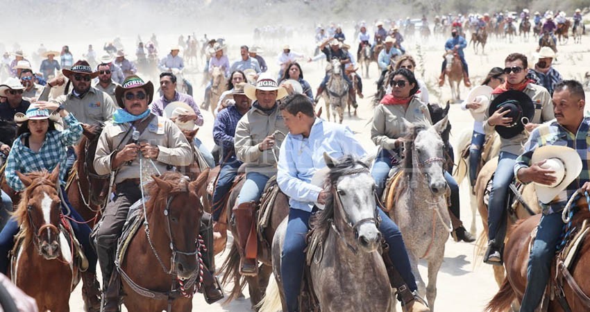 Reitera alcalde Leggs Castro su compromiso ante las comunidades rurales