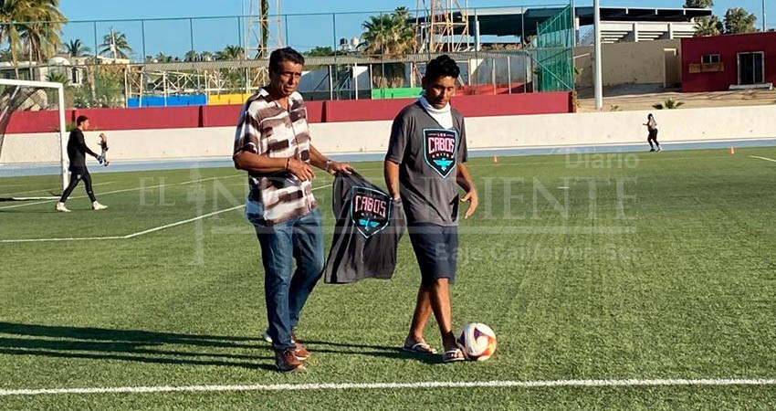 Hay talento en Los Cabos, pero se requiere determinación y disciplina: Jorge Campos