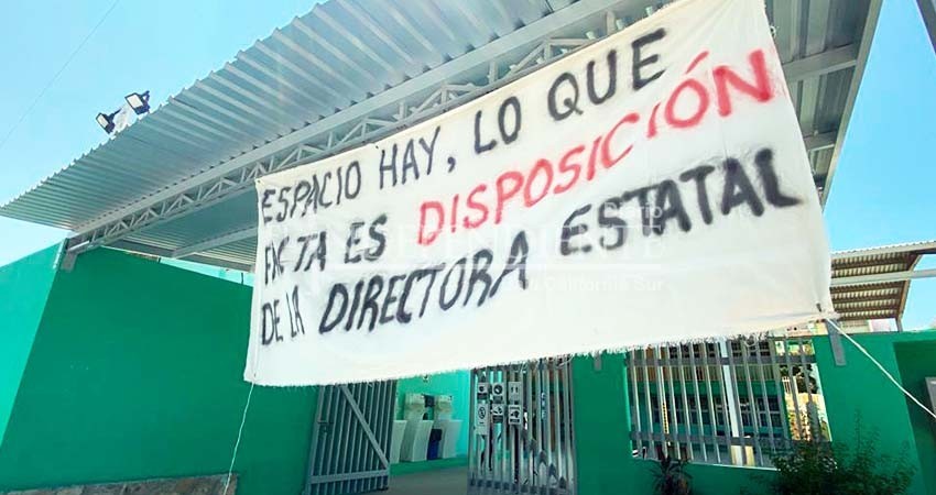 Protestan docentes de CONALEP en SJC