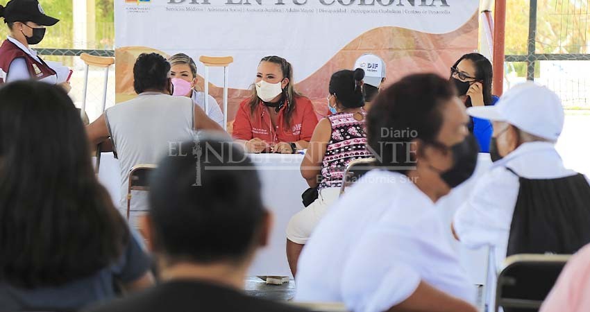 Sistema DIF Los Cabos beneficia a 403 familias de SJC a través de apoyos sociales