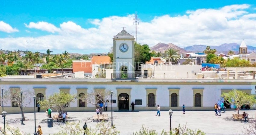 Se van de la nómina 300 empleados, anuncia Leggs Castro