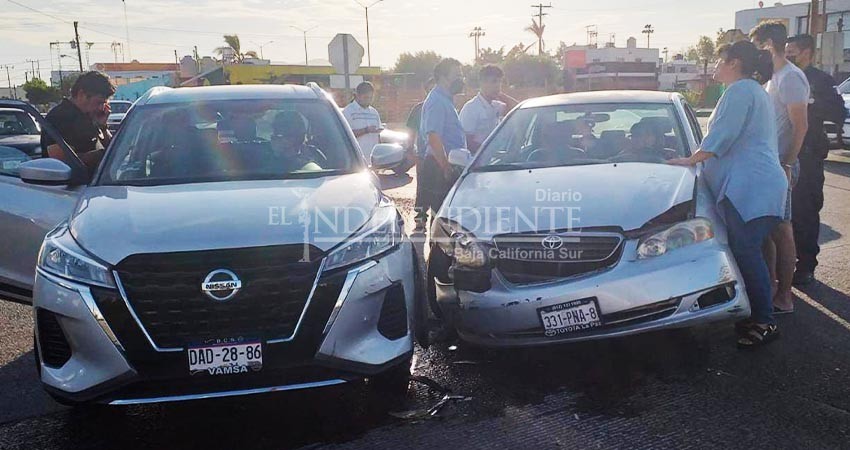 Cada hora de este lunes se registró un accidente en calles de La Paz; se atendieron dieciséis
