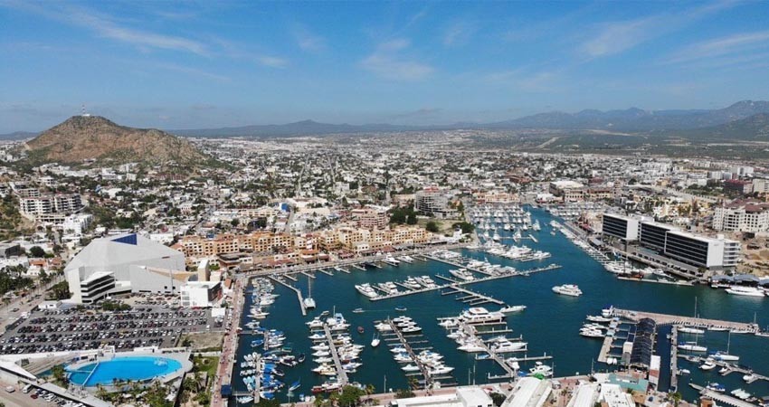 Turismo en BCS avanza de manera sostenida: Collins Sanchez