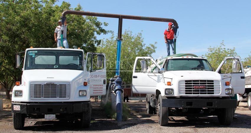 Más de 1 millón 400 mil litros de agua se distribuyeron en La Paz a través del Plan Emergente