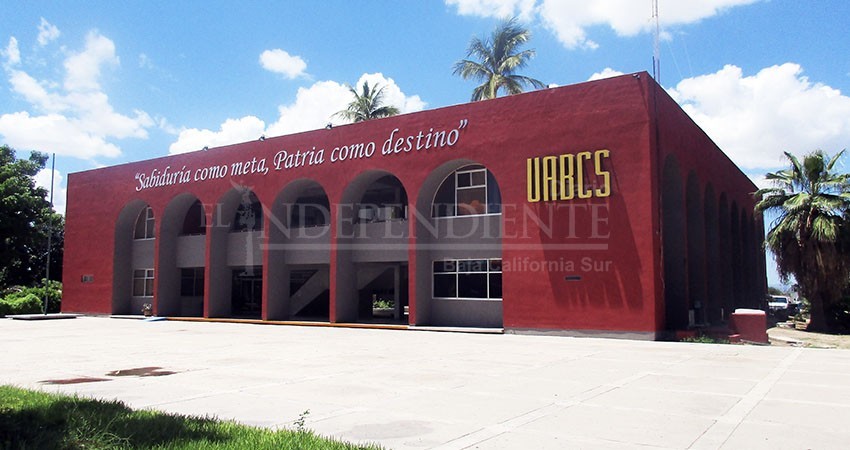 Brinda UABCS segunda opción de carrera para nuevo ingreso