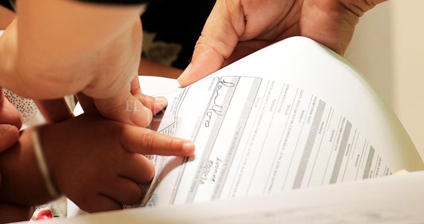 Realiza DIF La Paz registro extemporáneo de una menor