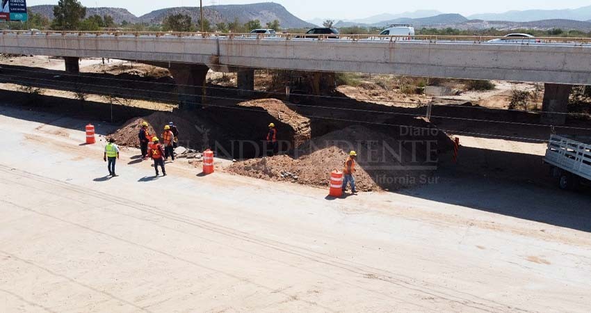 Reparan puente de la “8 de octubre”; no habrá ampliación