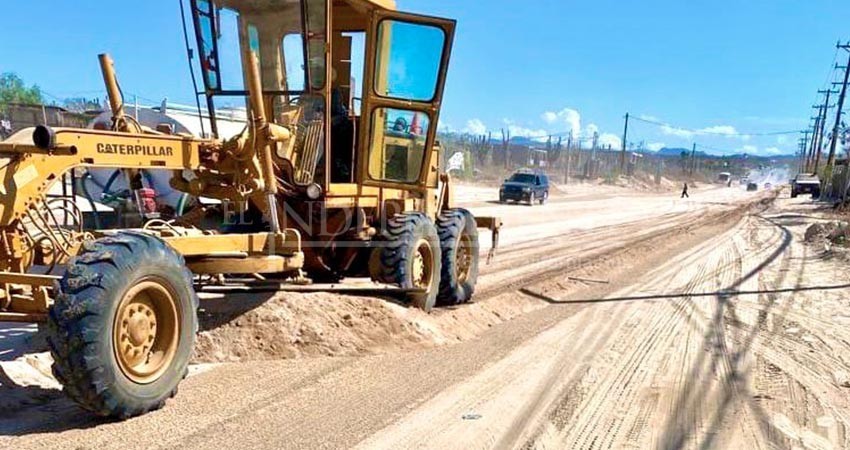 Continúa la reparación de vialidades en Cabo San Lucas