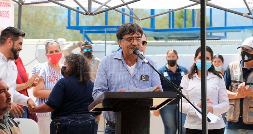 Anuncia Leggs Castro inicio de obras de pavimentación en la calle 16 de Septiembre en La Ribera