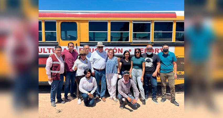 Gobierno del Estado entregó un autobús escolar a UABCS, campus Guerrero Negro