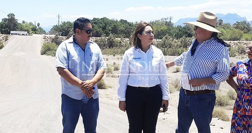Gobernador da inicio con pavimentación de 2 calles en Loreto