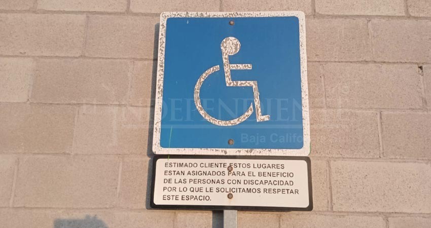 Solo un camión en La Paz tiene rampa para personas con discapacidad