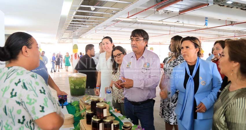 Con gran sentido de pertenencia, se reúnen los 5 municipios de BCS en el “Primer Encuentro Cultural Sudcaliforniano”